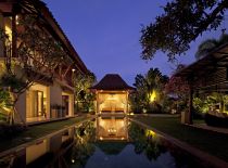 Villa Lilibel, Pool at Night