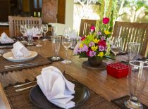 Villa Tanju, Dining Table