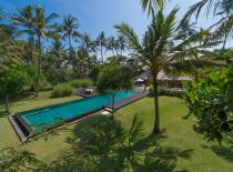 Villa Samadhana, Piscine et jardin