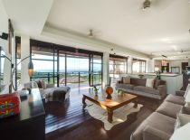 Villa Jamalu, Living Room With Ocean View