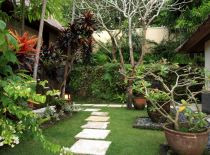 Villa Bayu, Garden