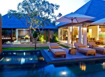 Villa Tenang, Pool at Night