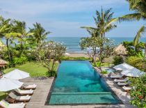 Villa Waringin, Pool und Meer