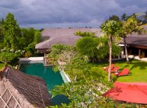 Villa Paloma, Vista desde la parte superior de la propiedad